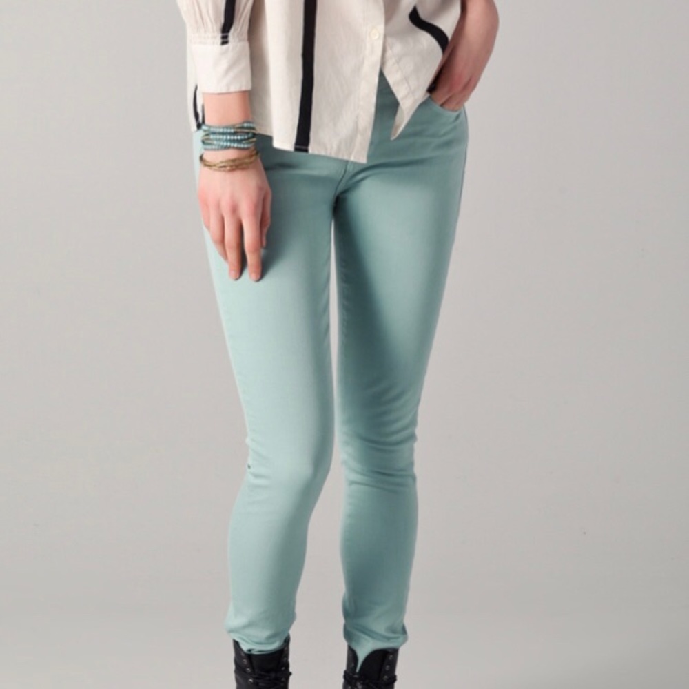 PAIGE Verdugo Ultra Skinny Jeans